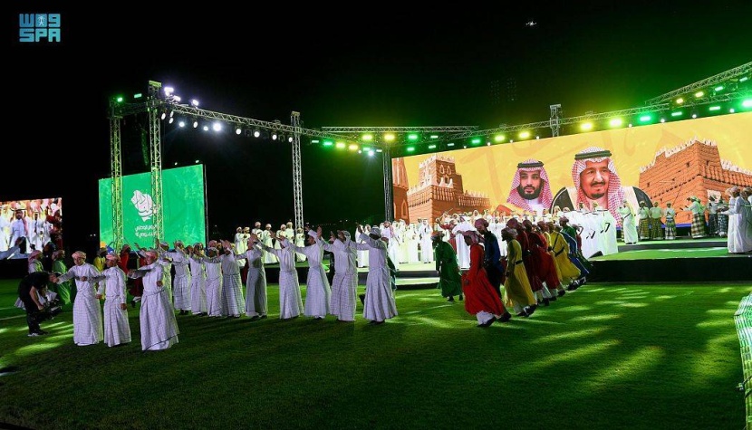 عرض مرئي لإنجازات المنطقة بمناسبة اليوم الوطني