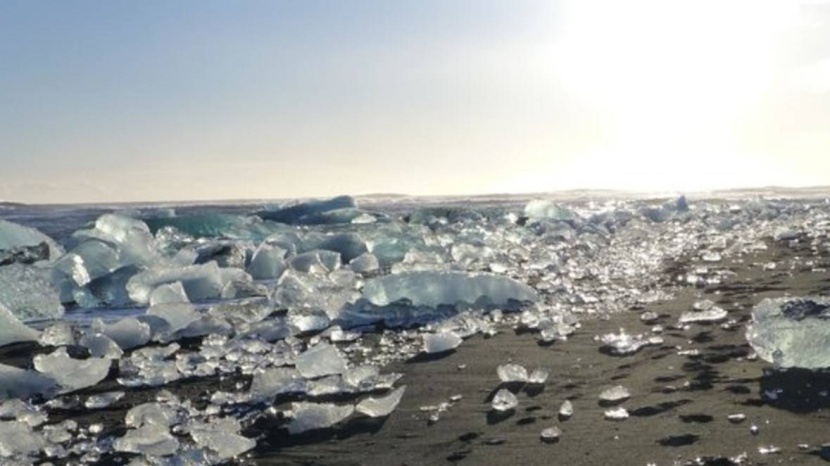 أنهر من الألماس على جوف كوكبي «أورانوس» و«نبتون»