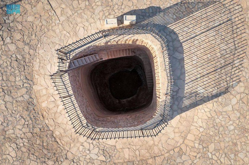 «سيسرا» .. بئر منحوتة في الصخر عمرها 2000 عام