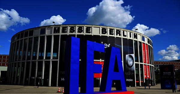 معرض برلين للإلكترونيات .. أجهزة ذكية تحل أزمة الطاقة