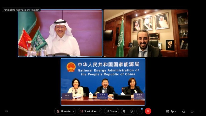 السعودية والصين تؤكدان استعدادهما للتعاون للحفاظ على استقرار سوق البترول العالمية