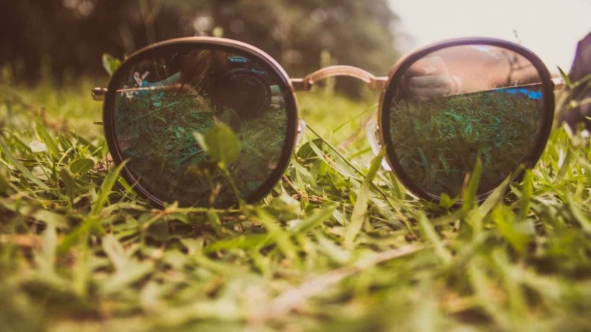 النظارة الخضراء تخفف آلام عضلات الجسم