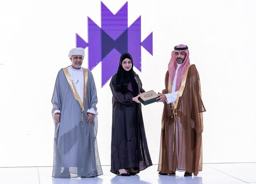 وزراء الثقافة الخليجيون يكرمون رموز الثقافة والتراث والفنون