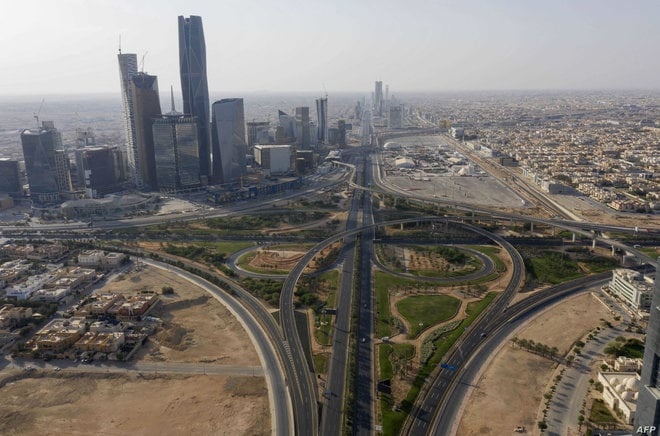 السعودية ترفع الإنفاق الحكومي 22 % في الربع الثالث .. و14 % في 9 أشهر