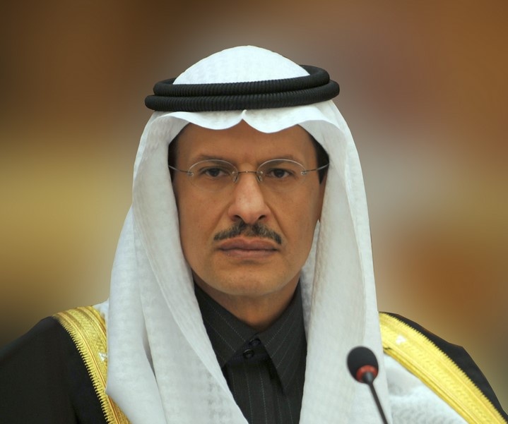 وزير الطاقة يبحث مع مبعوث الصين للمناخ المواضيع ذات الاهتمام المشترك