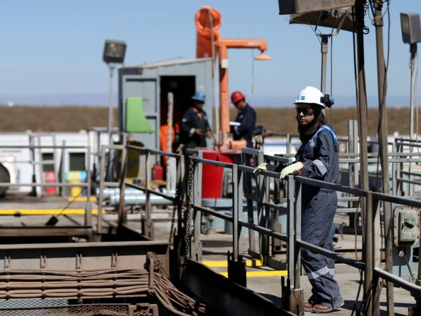 ضريبة الأرباح الاستثنائية تهدد استثمارات صناعة النفط والغاز البريطانية