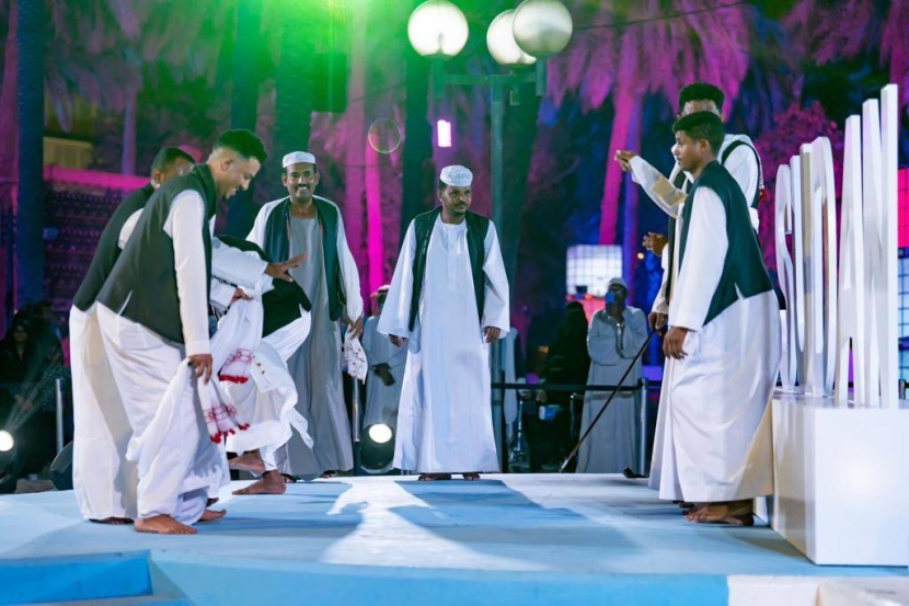 «حديقـة السويدي» .. ثقافات متنوعة والموروث السوداني يبهج الزوار
