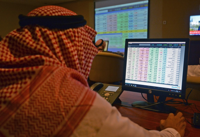 الأسهم السعودية تواصل تراجعها للجلسة الثالثة بضغط "القياديات"