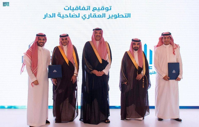 الأمير فيصل بن سلمان يدشن عددا من مشاريع الإسكان في المدينة المنورة