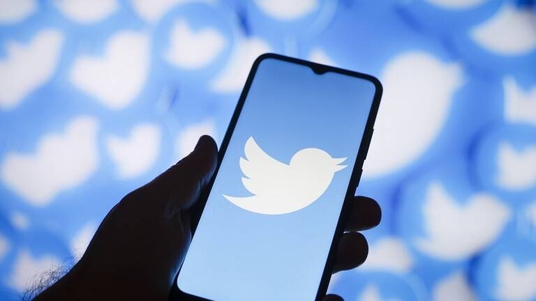 ماسك يحذر من إمكانية حظر "تويتر" في متجر "أب ستور"