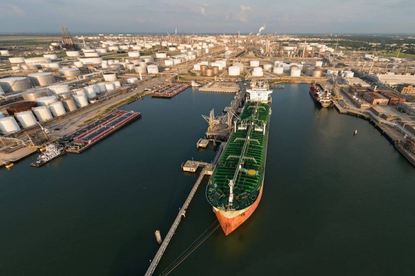 السوق النفطية تتطلع إلى تهدئة وتيرة ارتفاعات الفائدة .. الطلب العالمي مثقل بالتحديات