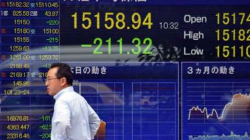 نيكاي الياباني يغلق عند أدنى مستوى في 6 أسابيع وأسهم البنوك ترتفع