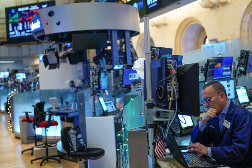 بيانات إعانة البطالة تدعم ارتفاع "وول ستريت" في مستهل التداولات