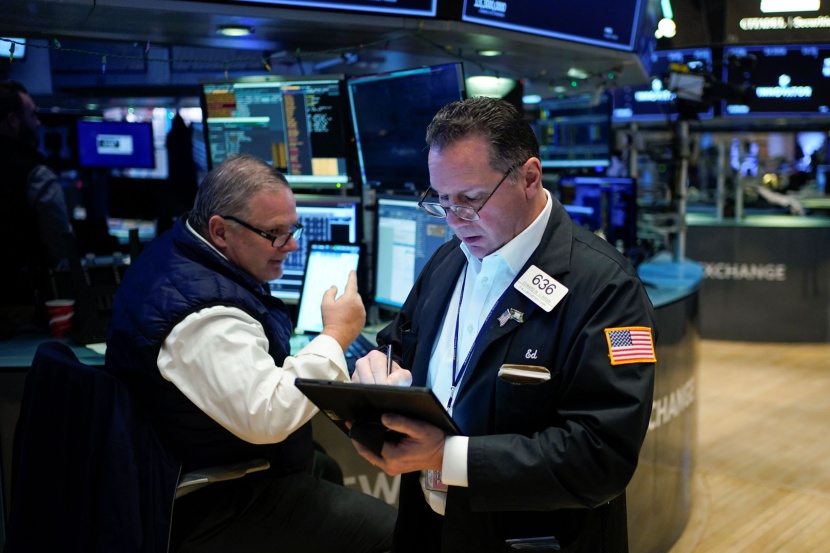 بيانات إعانة البطالة تدعم ارتفاع "وول ستريت" في مستهل التداولات