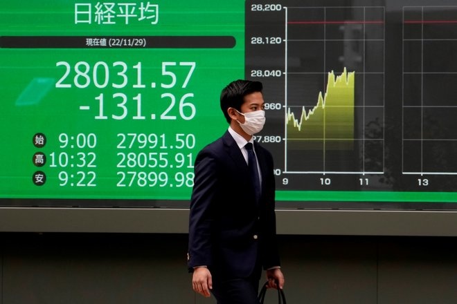الأسهم اليابانية تغلق مستقرة وتسجل أول خسارة سنوية في 4 أعوام 