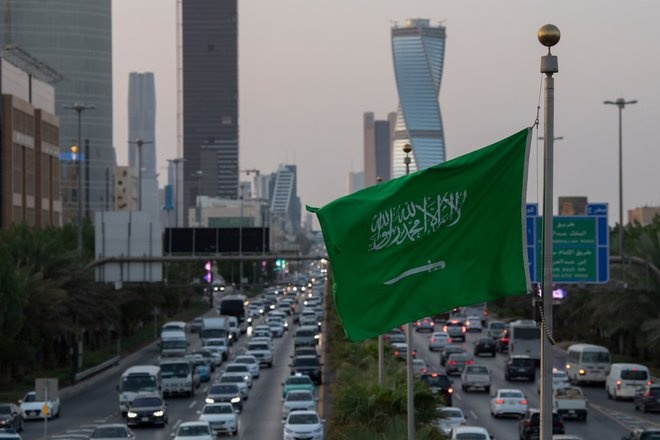 الإنفاق الحكومي ثاني أعلى مستوى تاريخيا .. زاد 19 % على التقديرات