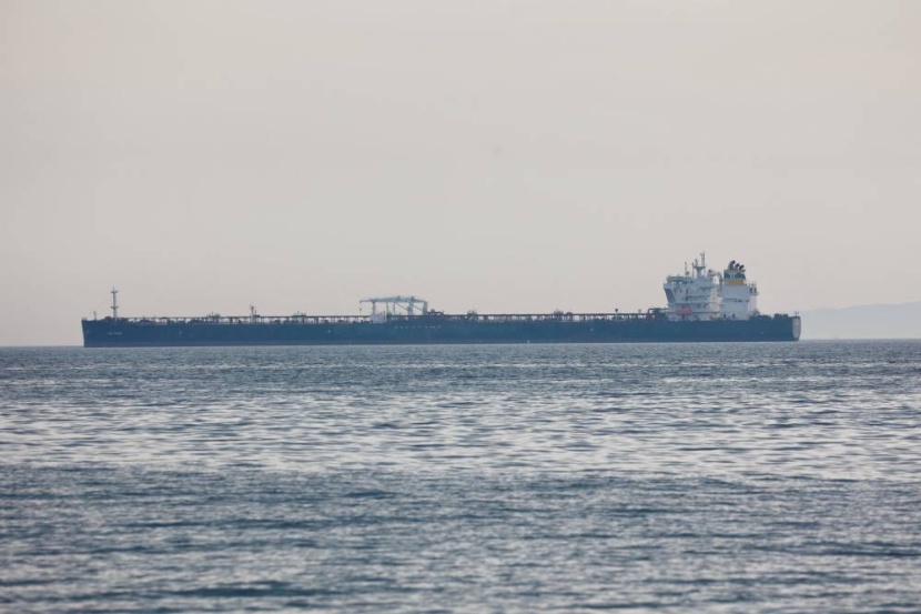 تركيا تصر على شرط تغطية تأمينية لمرور ناقلات النفط عبر مياها