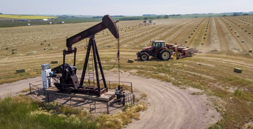 النفط يتماسك وسط آمال بتعافي الطلب الصيني