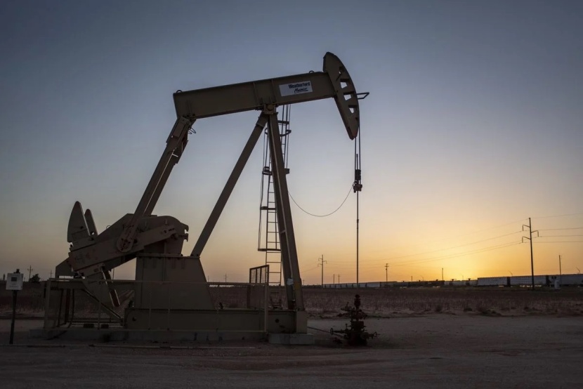 النفط يرتفع 1.4 % إلى 85.6 دولار .. أعلى مستوى في أسبوعين