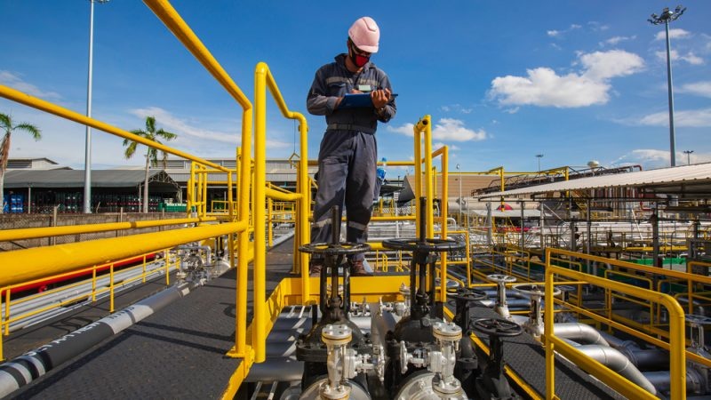 فرنسا: خزانات الغاز ممتلئة بــ 78% ونقصه مستبعد هذا الشتاء