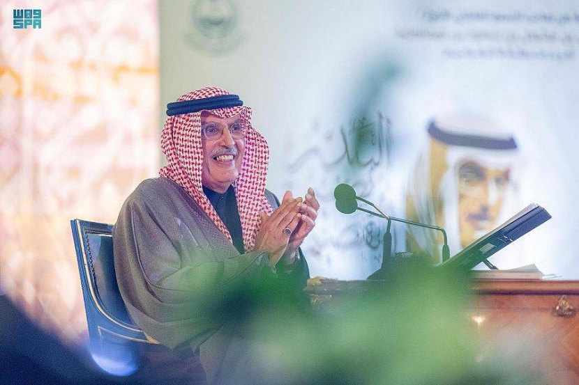 «البدر يضيء القصيم» .. أمسية شعرية للأمير بدر بن عبدالمحسن