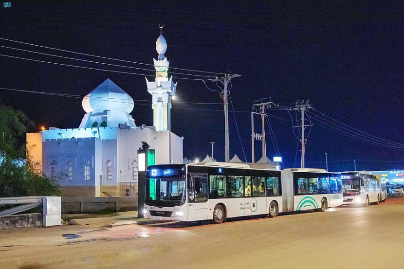 الطرق الدائرية والنقل العام في مكة .. قفزة تنموية تحقق جودة الحياة