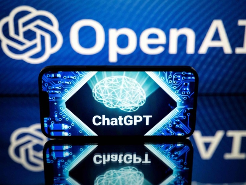 ضغوط كبيرة على موظفي جوجل وميتا بسبب منصة ChatGPT