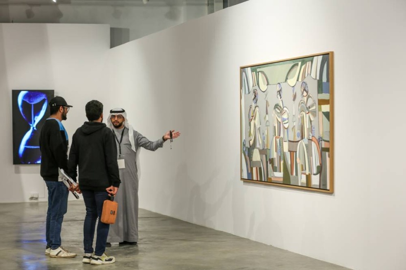 «الأحلام من جاكس إلى المدينة» .. لغة المنام تفسرها خطوط الفن