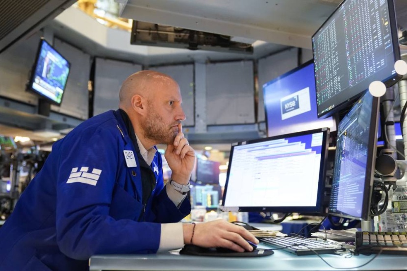 موجة بيع في أسواق الأسهم العالمية .. توترات ومخاوف من رفع الفائدة