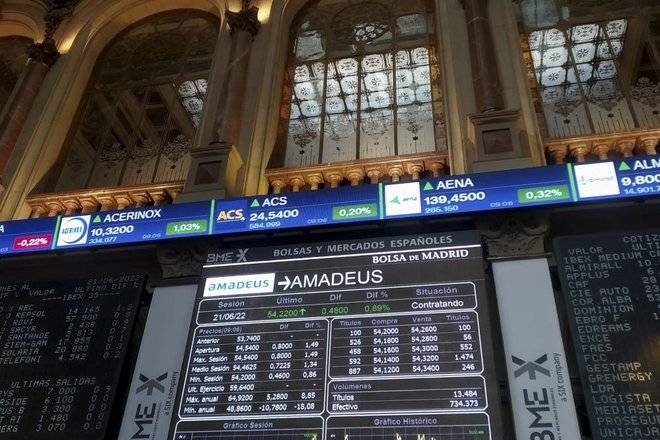 مخاوف الفائدة تدفع الأسهم الأوروبية لأكبر خسارة أسبوعية خلال العام