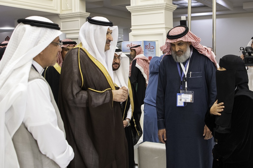 أمير المدينة يرعى حفل إطلاق فعاليات المؤتمر الدولي الأول للرعاية الصحية المنزلية