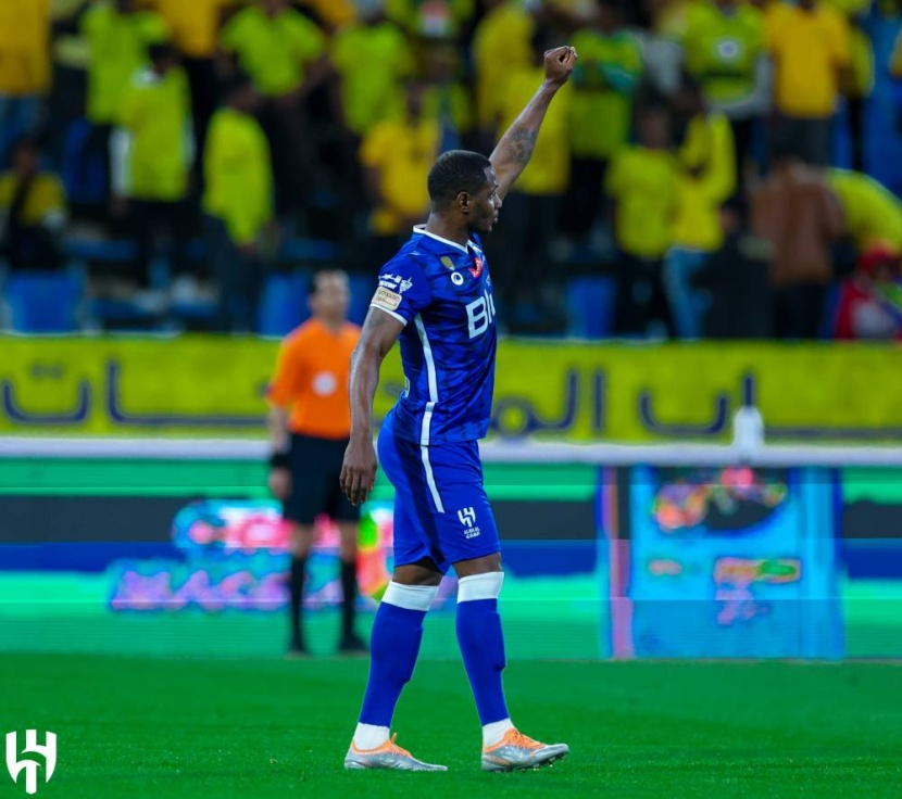 الهلال .. الانتفاضة بـ «رباعية»