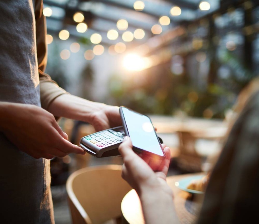 جيل الإنترنت الأكثر تبنيا للمدفوعات الرقمية و64 % تعرضوا للتهديدات الإلكترونية
