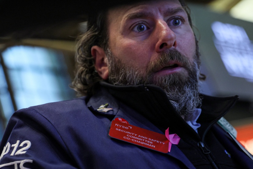  تراجع "وول ستريت" .. اضطراب «كريدي سويس» يجدد المخاوف من أزمة مصرفية 