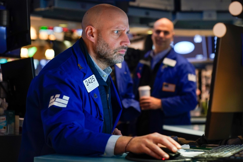  تراجع "وول ستريت" .. اضطراب «كريدي سويس» يجدد المخاوف من أزمة مصرفية 