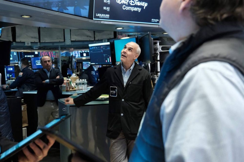 مكاسب جماعية تنعش وول ستريت