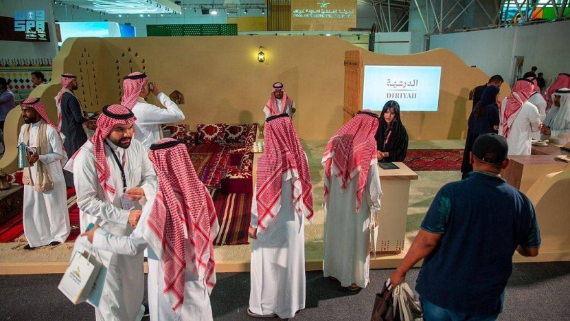 بألف زائر .. «الدرعية» تختتم مشاركتها في مؤتمر السياحة السعودي