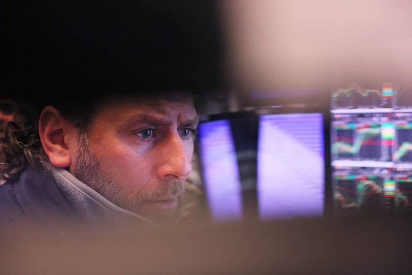 الأسهم الأمريكية تتراجع عقب تأكيد الفيدرالي عزمه الاستمرار في التشديد النقدي