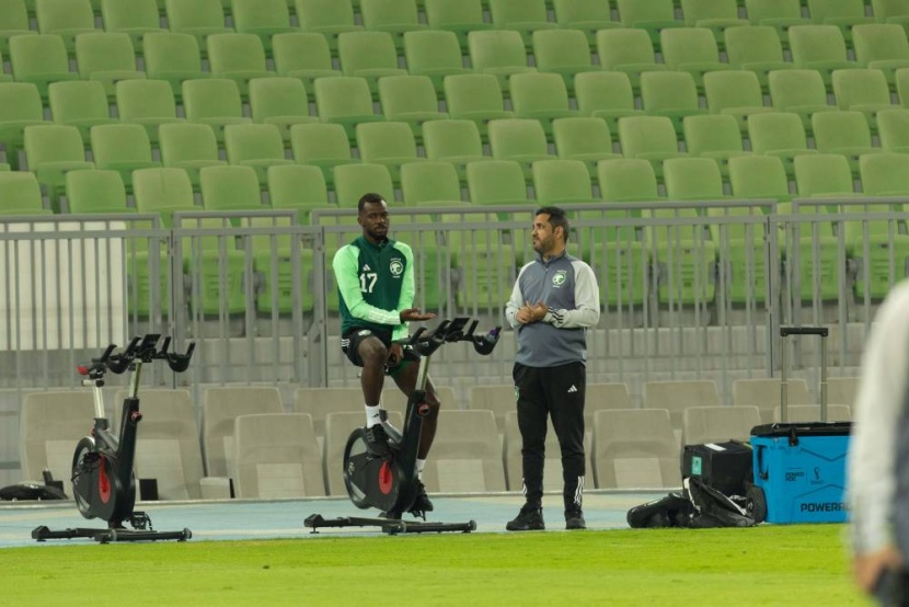 العبود .. التدريب انفرادي