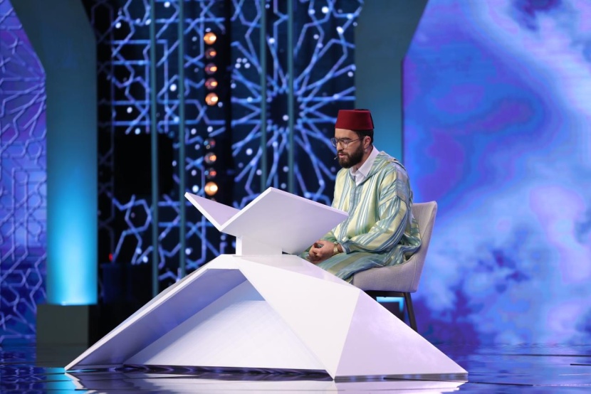 مغاربة أوروبا يغادرون فرنسا وإسبانيا للتنافس في عطر الكلام في الرياض