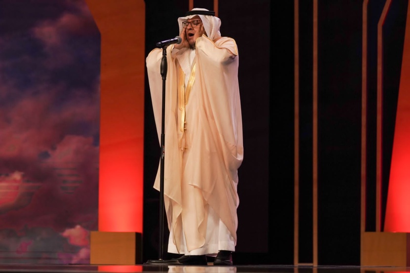 في منافسات عطر الكلام.. متسابق يقصي مدربًا للأئمة والخطباء