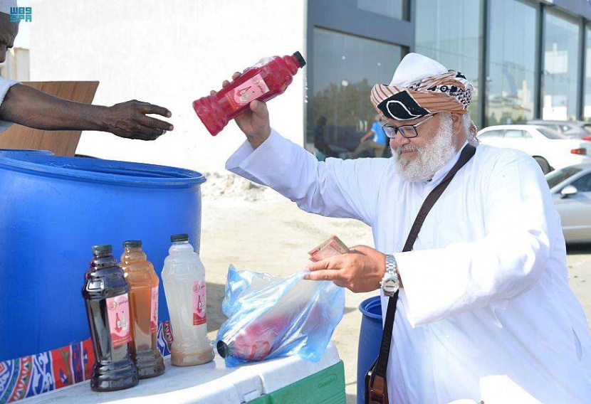 «السوبيا» .. مشروب رمضاني أساسي لأهالي جدة