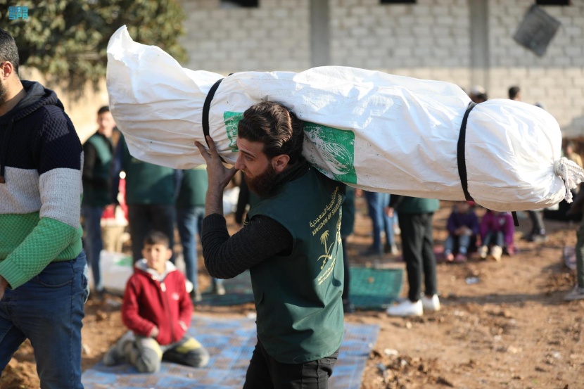 مركز الملك سلمان للإغاثة يواصل مساعداته لمتضرري الزلزال في حلب