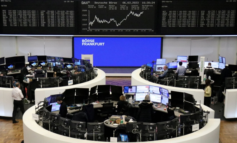 إشارات المركزي برفع الفائدة مجددا تمحو مكاسب الأسهم الأوروبية