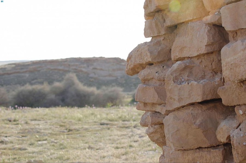 "أم عمارة" .. موقع أثري يروي تاريخا عريقا شرق رفحاء
