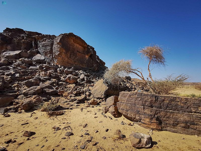 جبل صيدح في حمى نجران يحكي إبداع الإنسان في العصور القديمة