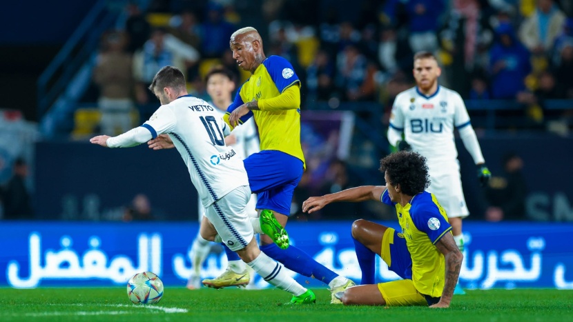 الهلال والنصر يلتقيان في رمضان بعد 19 عاما .. والجابر الهداف