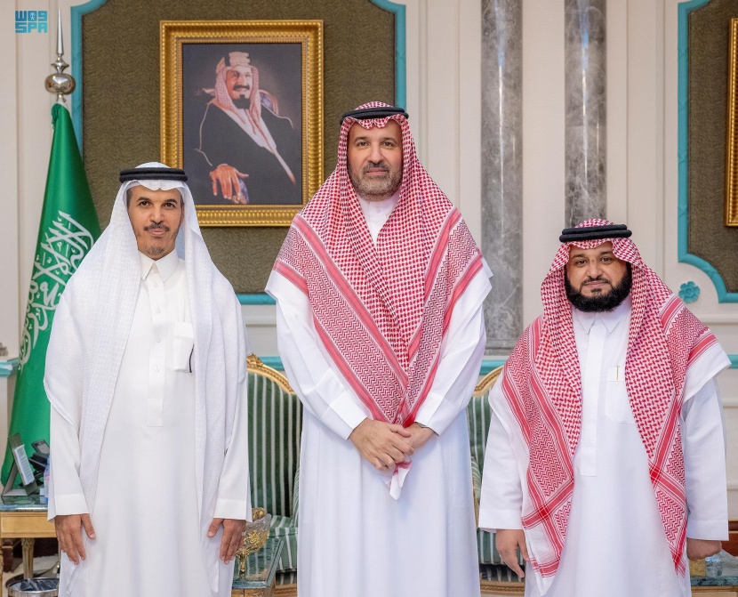  أمير المدينة يدشن البرنامج الوطني لمشروع زكاة الفطر بالمنطقة