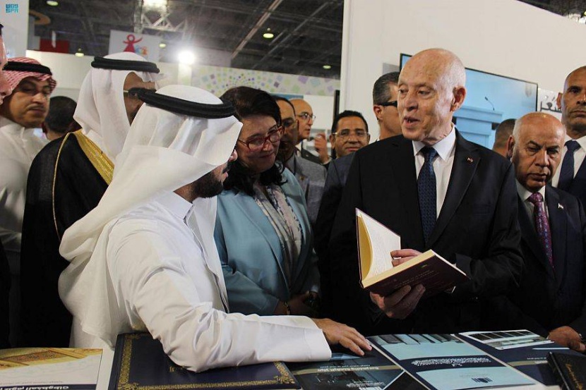 جناح السعودية في معرض تونس للكتاب .. 77 ترجمة و8 روايات ومصحف برايل