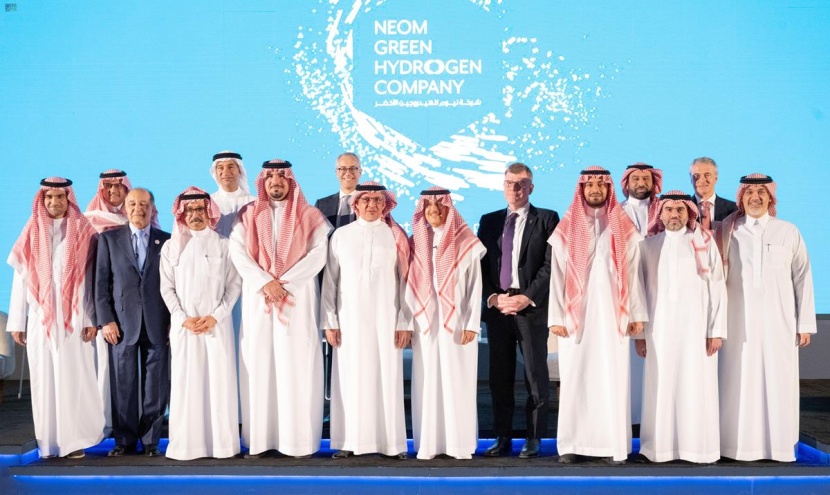 صندوق التنمية الوطني يمول أكبر مشروع لإنتاج الهيدروجين الأخضر في العالم بـ 10.3 مليارات ريال
